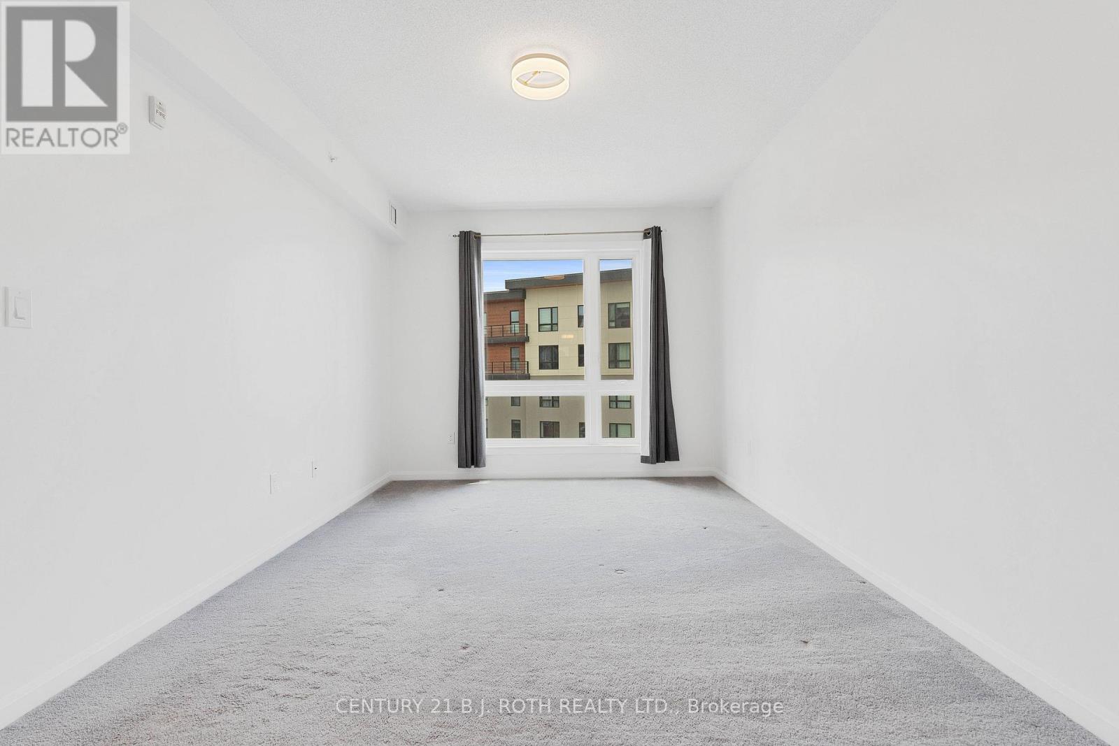 403 - 302 Essa Road, Barrie, Ontario  L9J 0H3 - Photo 22 - S12754852