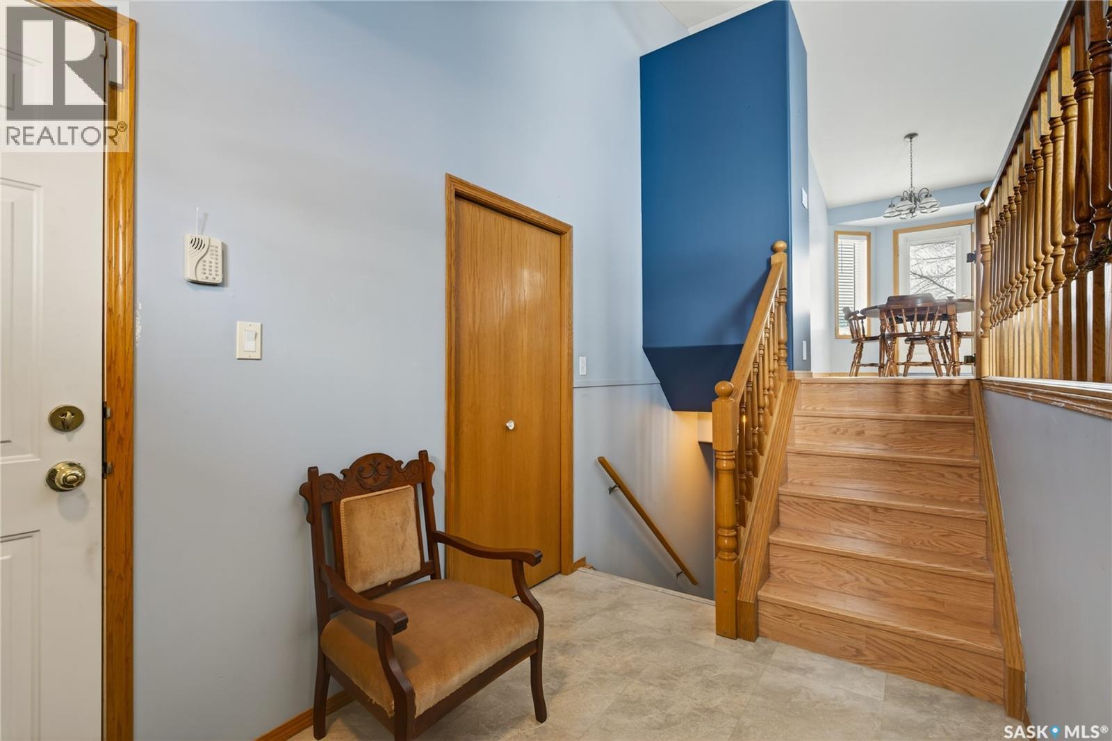 343 Bernard Bay, Prince Albert, Saskatchewan  S6V 7K6 - Photo 3 - SK027878