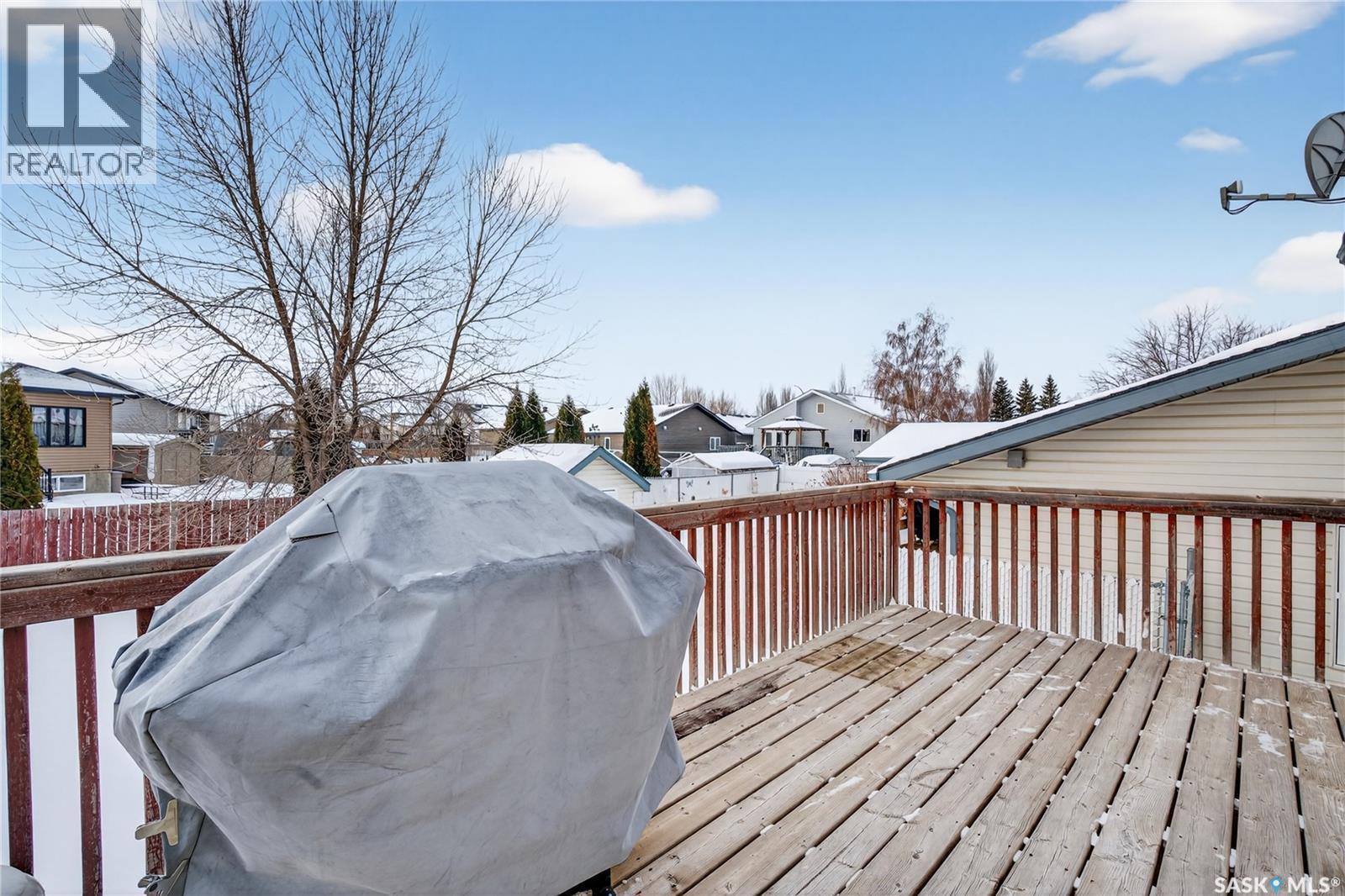 343 Bernard Bay, Prince Albert, Saskatchewan  S6V 7K6 - Photo 35 - SK027878