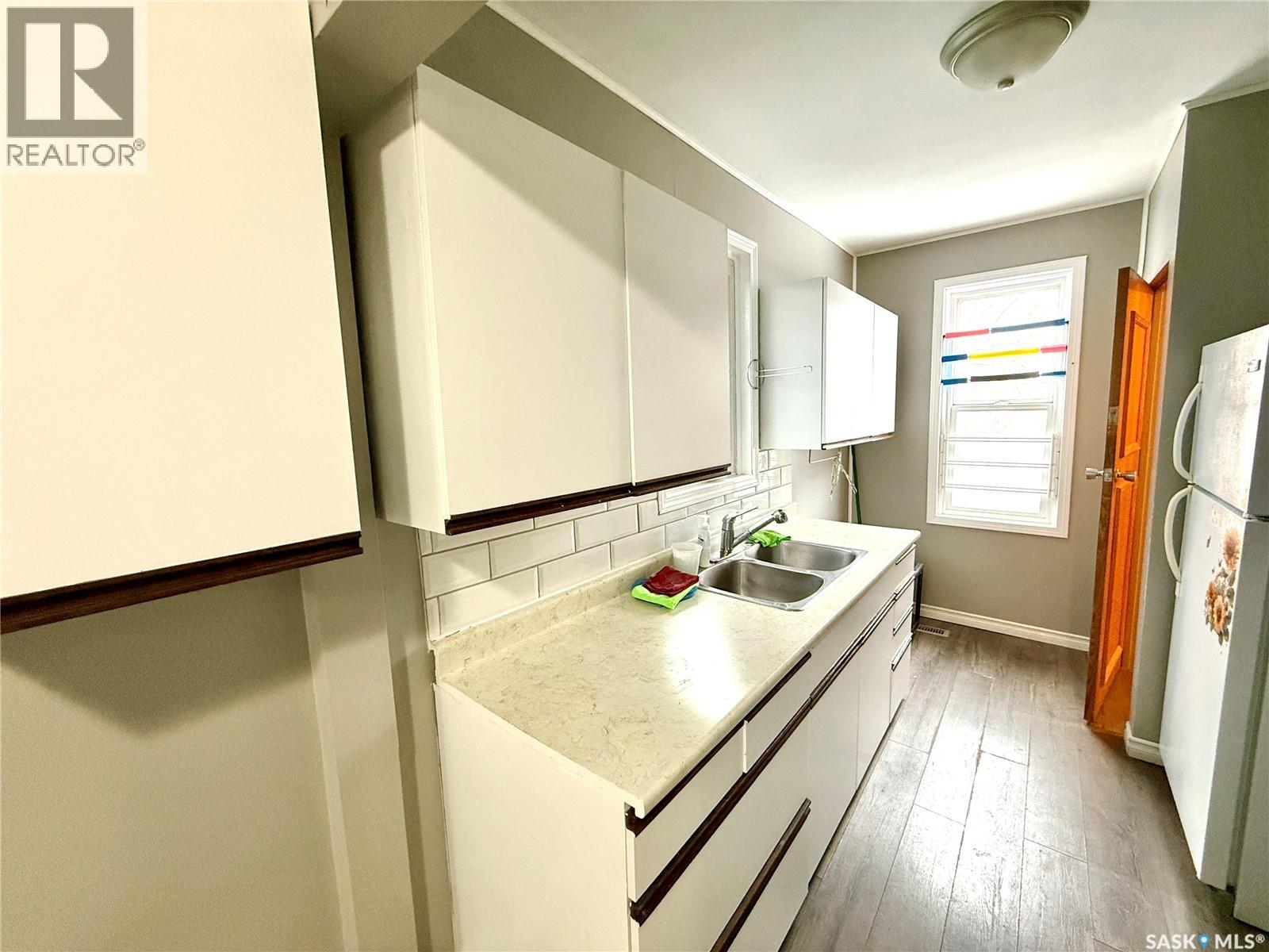 1128 Garnet Street, Regina, Saskatchewan  S4T 2X8 - Photo 9 - SK027873