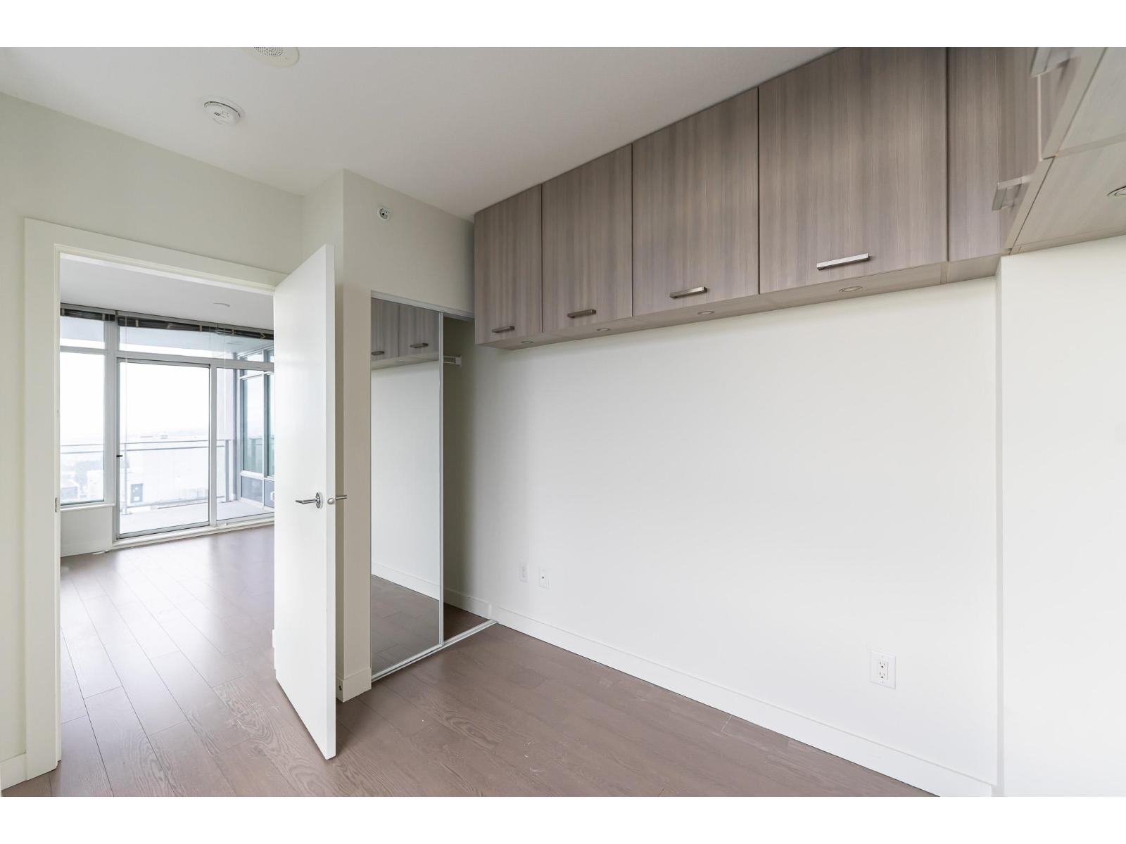 2906 13308 Central Avenue, Surrey, British Columbia  V3T 0M4 - Photo 7 - R3086078