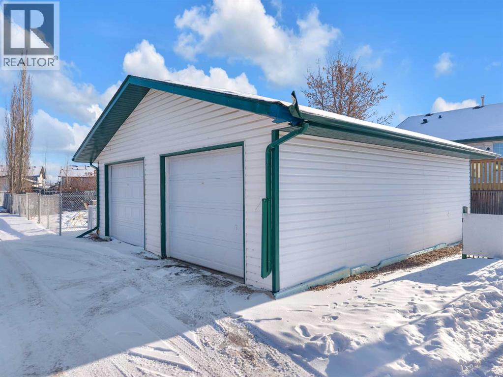 31 Elreg Street, Penhold, Alberta  T0M 1R0 - Photo 29 - A2282482