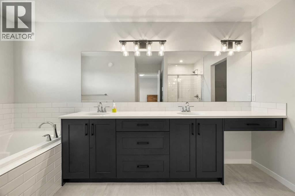 40 West Grove Link Sw, Calgary, Alberta  T3H 6E3 - Photo 24 - A2278281