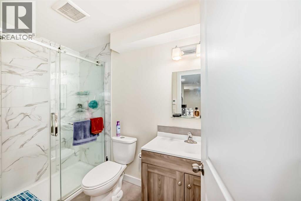 437 Auburn Bay Drive Se, Calgary, Alberta  T3M 0M7 - Photo 35 - A2281111