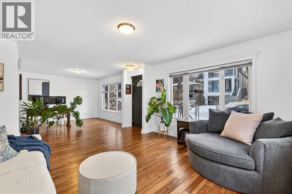 101 12a Street Ne, Calgary, Alberta  T2E 2W1 - Photo 7 - A2280753