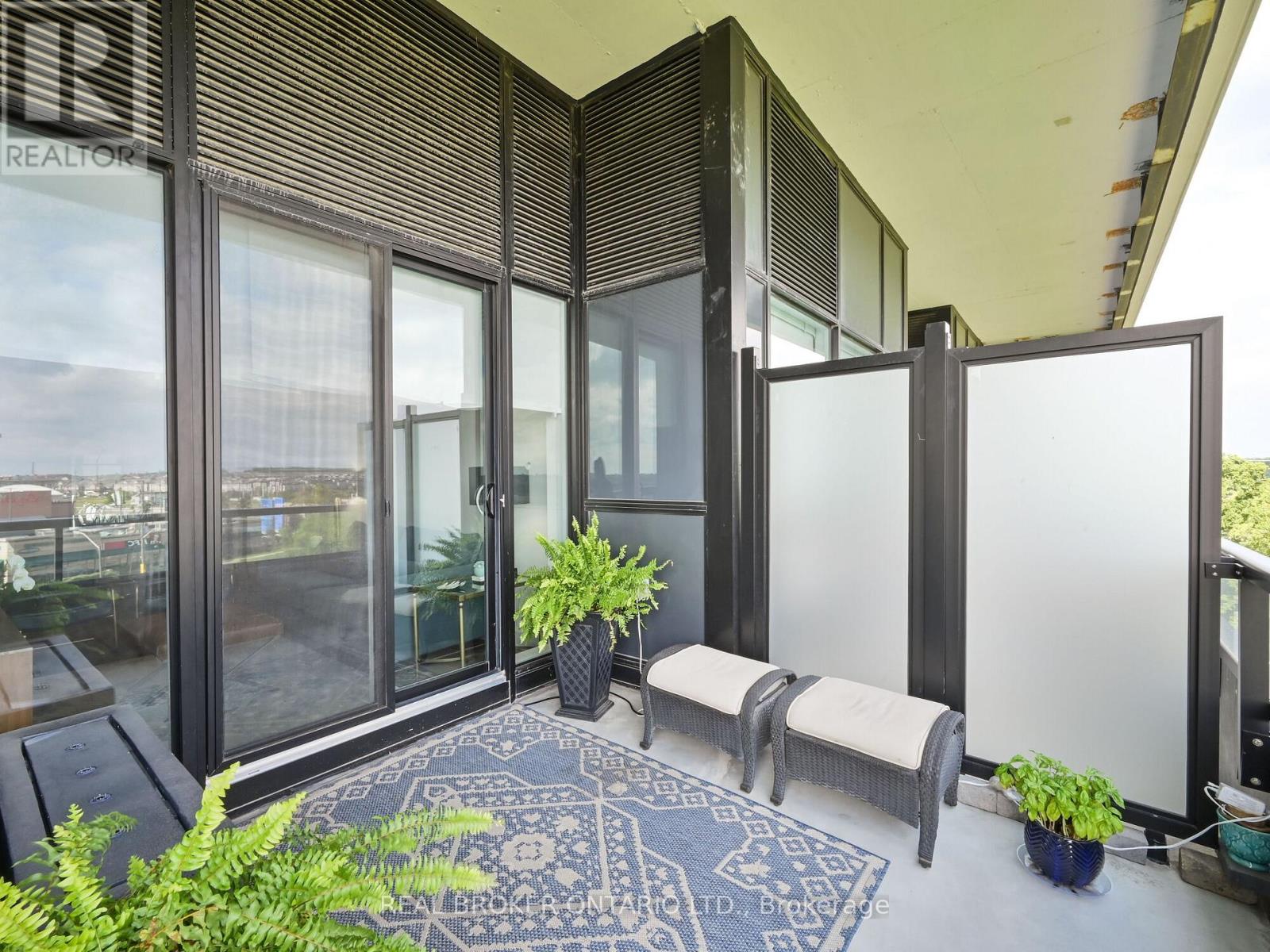 411 - 297 Oak Walk Drive, Oakville, Ontario  L6H 3R6 - Photo 33 - W12754664