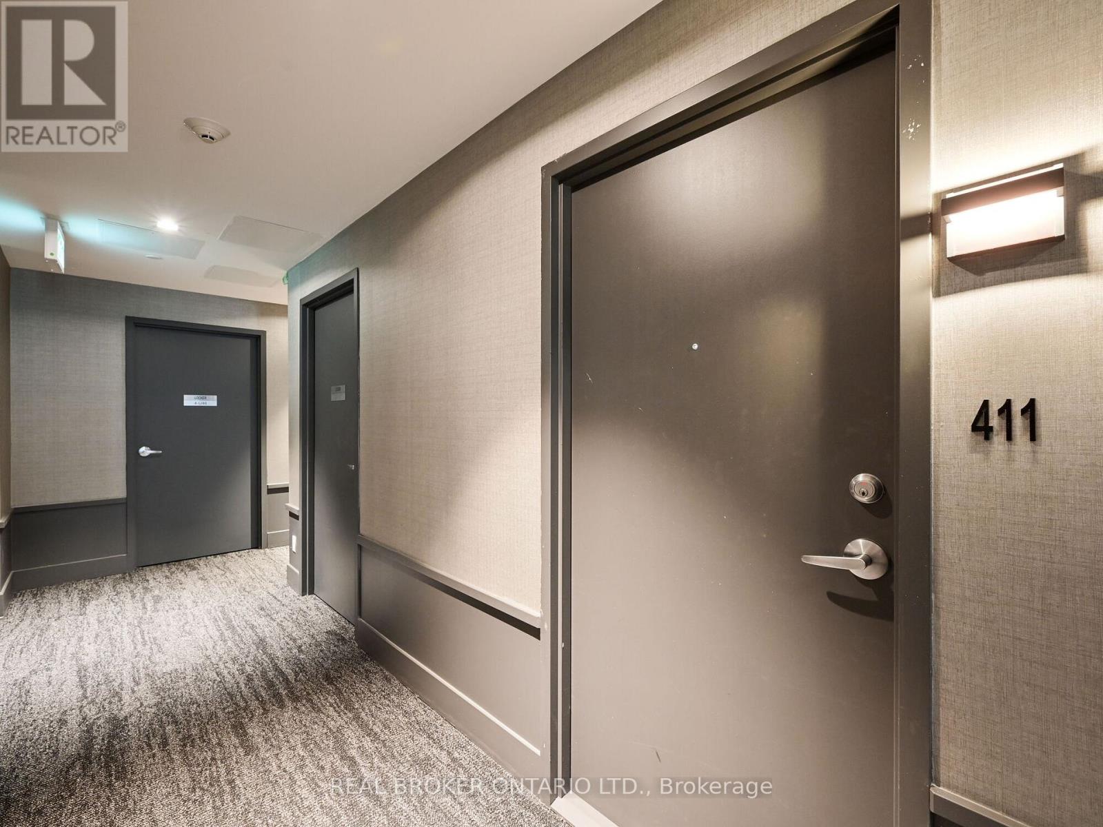 411 - 297 Oak Walk Drive, Oakville, Ontario  L6H 3R6 - Photo 6 - W12754664