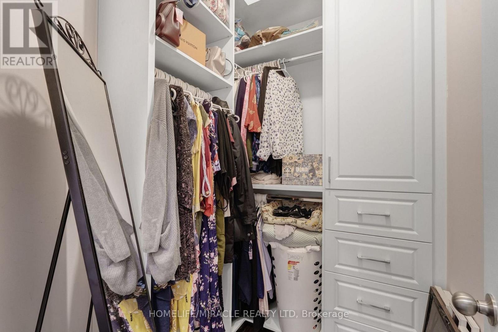 26 Fitzgibson Street, Brampton, Ontario  L6Y 0H8 - Photo 17 - W12754762