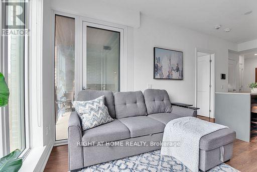 512 - 21 Park Street E, Mississauga, Ontario  L5G 0C2 - Photo 15 - W12754766