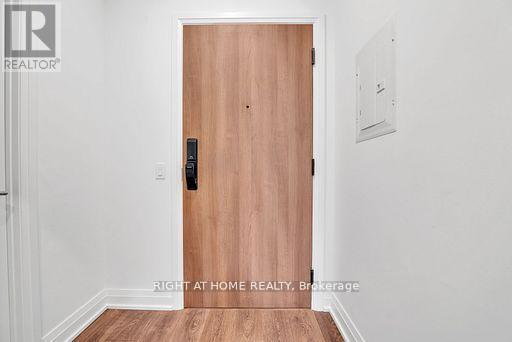 512 - 21 Park Street E, Mississauga, Ontario  L5G 0C2 - Photo 6 - W12754766