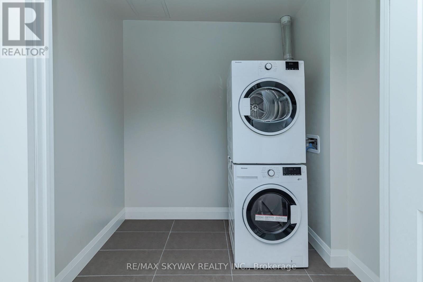 1607 - 15 Lynch Street, Brampton, Ontario  L6W 2Z8 - Photo 32 - W12754848