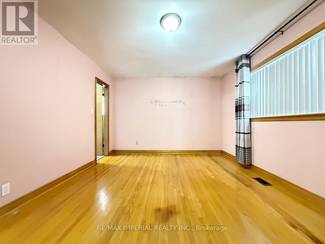 13089 10 Side Road, Halton Hills, Ontario  L6Z 1B3 - Photo 13 - W12754850