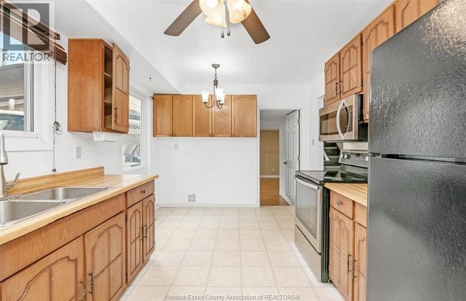 9597 Avery Lane Unit# Lower, Windsor, Ontario  N8R 2C1 - Photo 13 - 26002458