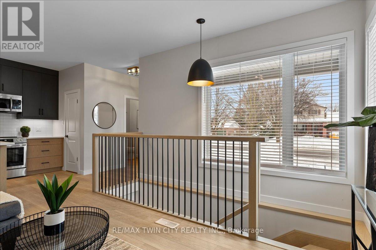 4 - 2 Pipers Green Court, Kitchener, Ontario  N2E 3C6 - Photo 16 - X12754764