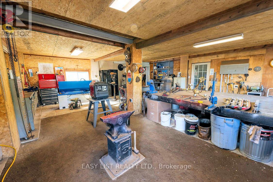 608 Copper Cliff Road, Neebing, Ontario  P7L 0B7 - Photo 11 - X12754820