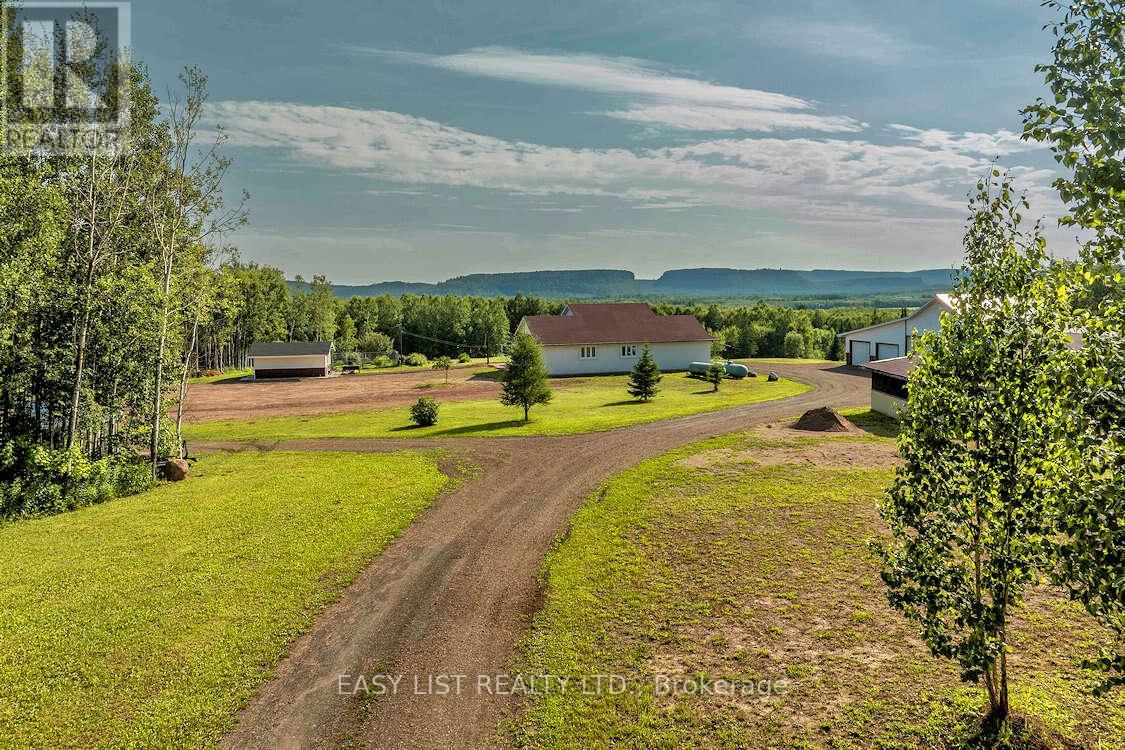 608 Copper Cliff Road, Neebing, Ontario  P7L 0B7 - Photo 12 - X12754820