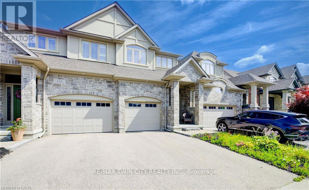 140 Oak Park Drive, Waterloo, Ontario  N2K 0B3 - Photo 2 - X12754844