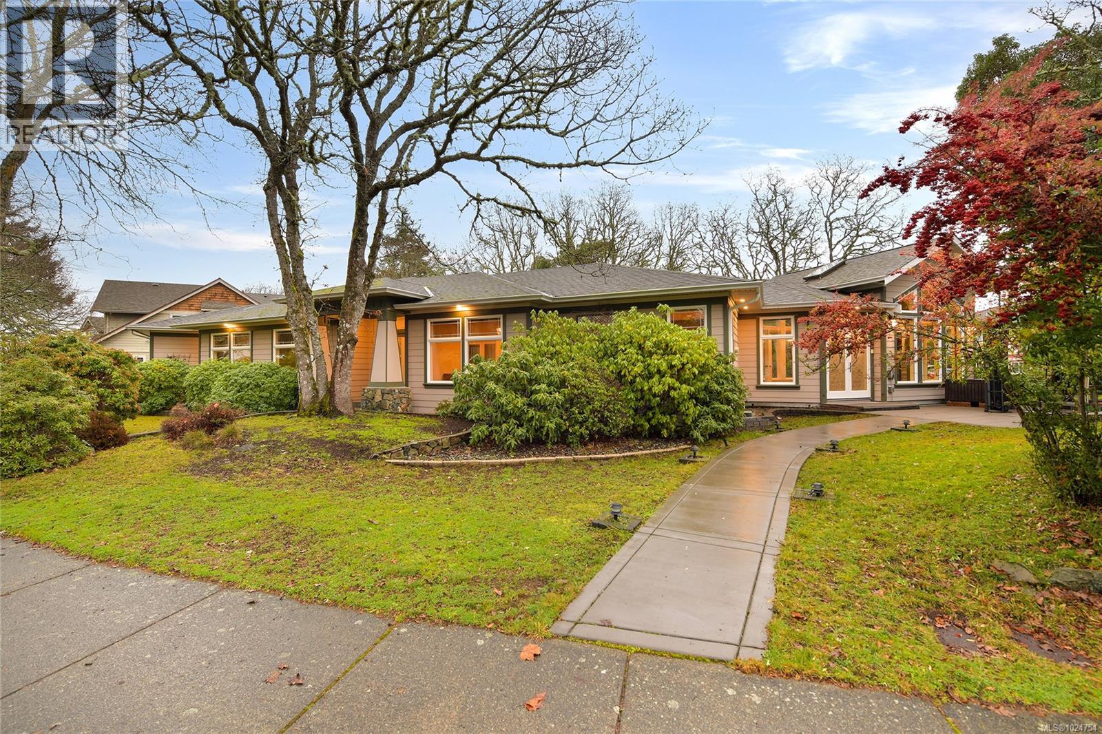 3365 Passage Way, Colwood, British Columbia