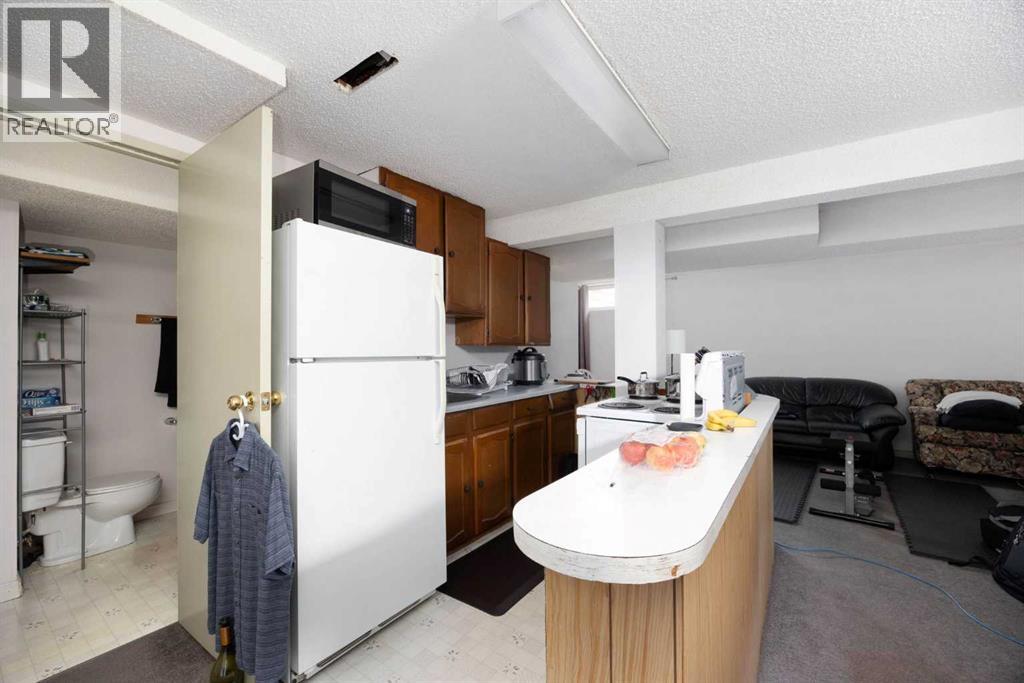 51 Fitzgerald Avenue, Fort Mcmurray, Alberta  T9H 1K6 - Photo 27 - A2270468