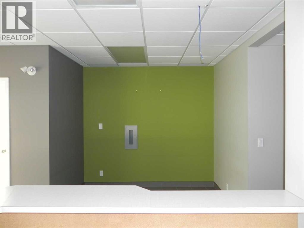 B, 5820 Highway 2a, Lacombe, Alberta  T4L 2G5 - Photo 8 - A2273432