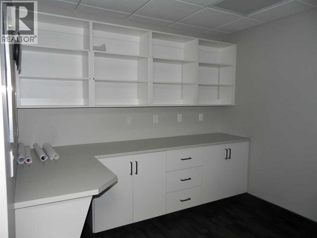 B, 5820 Highway 2a, Lacombe, Alberta  T4L 2G5 - Photo 13 - A2273432