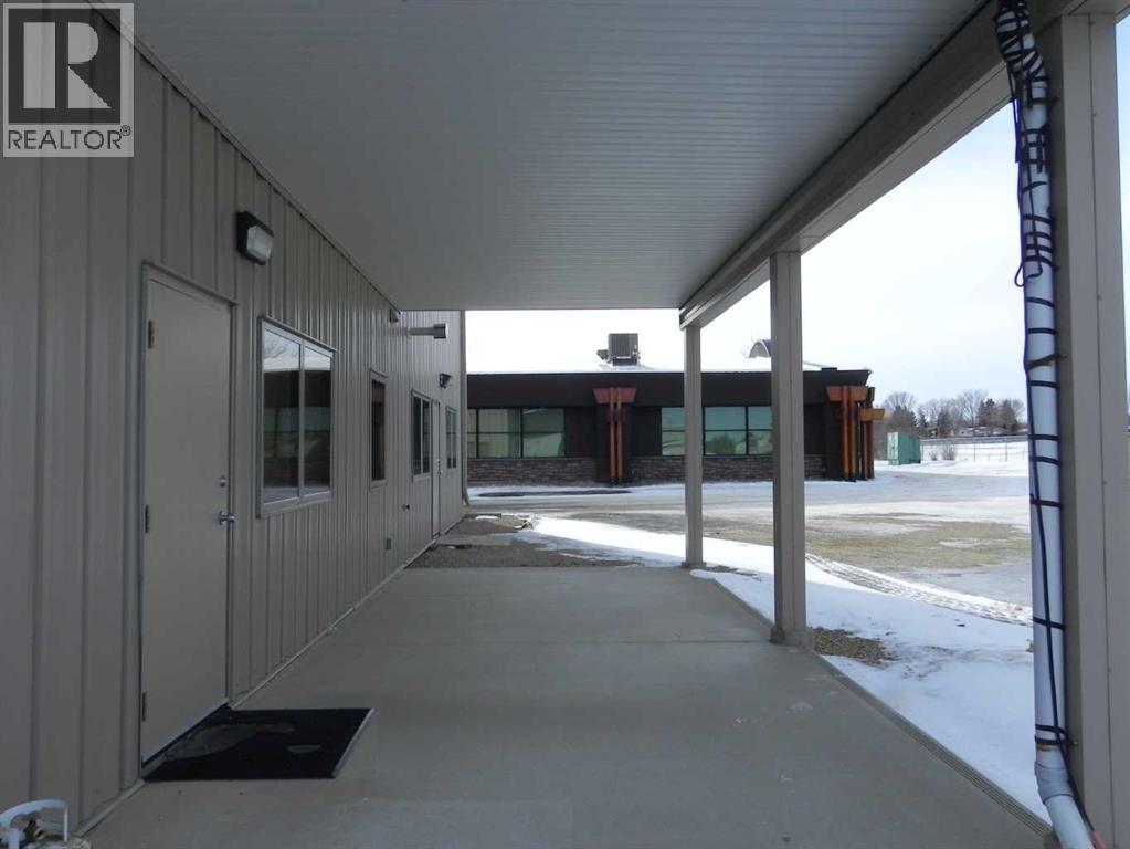 B, 5820 Highway 2a, Lacombe, Alberta  T4L 2G5 - Photo 20 - A2273432