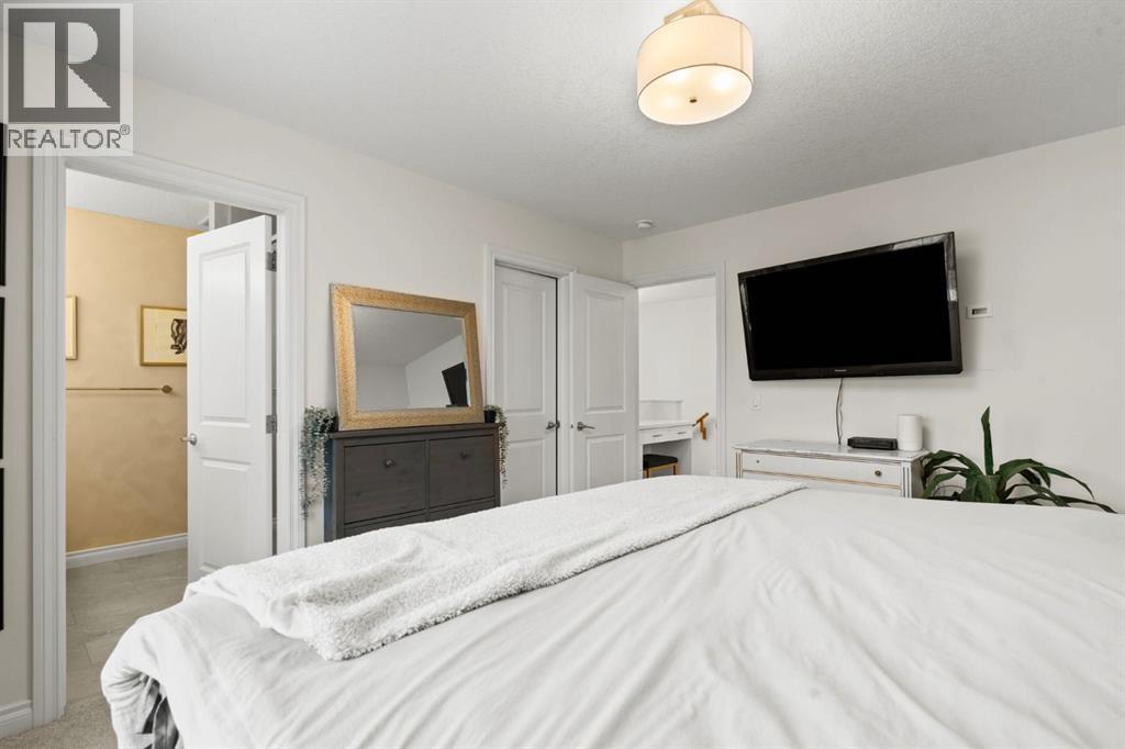 10 Emberside Link, Cochrane, Alberta  T4C 3A9 - Photo 20 - A2276985