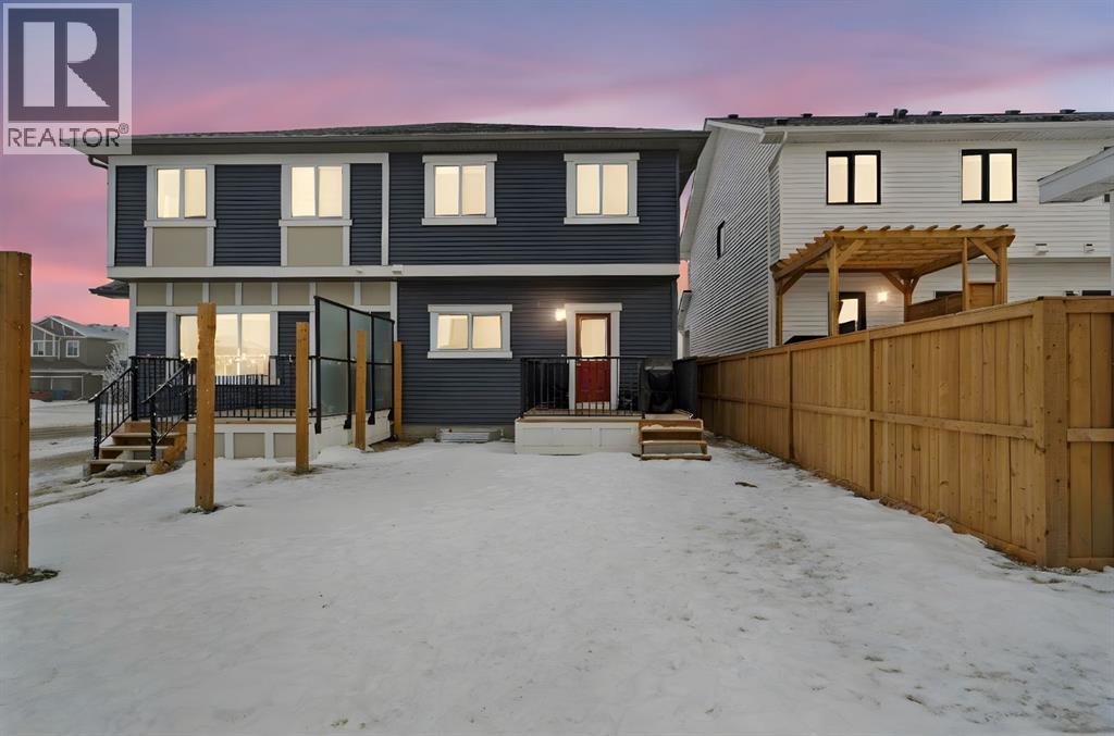 10 Emberside Link, Cochrane, Alberta  T4C 3A9 - Photo 38 - A2276985