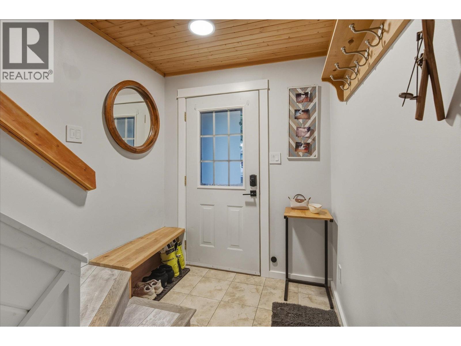 3 8022 Timber Lane, Whistler, British Columbia  V8E 0G1 - Photo 11 - R3086045