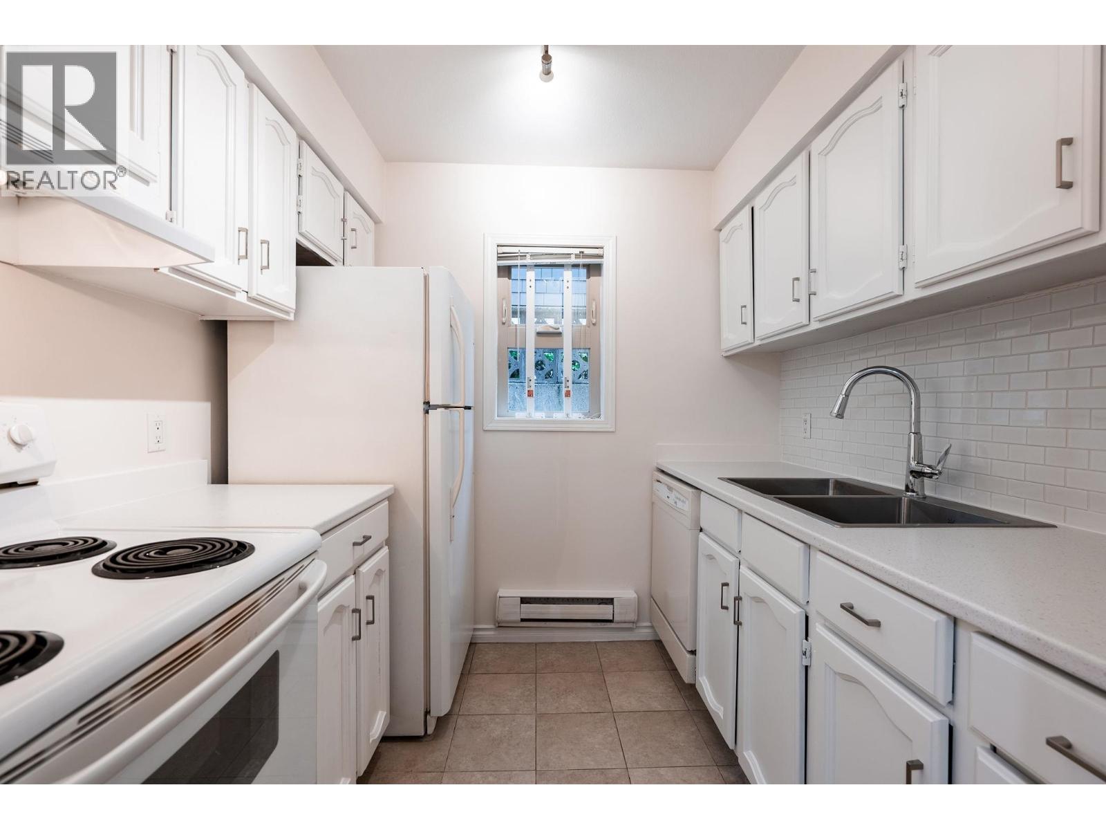 101 1864 Frances Street, Vancouver, British Columbia  V5L 1Z7 - Photo 12 - R3086051