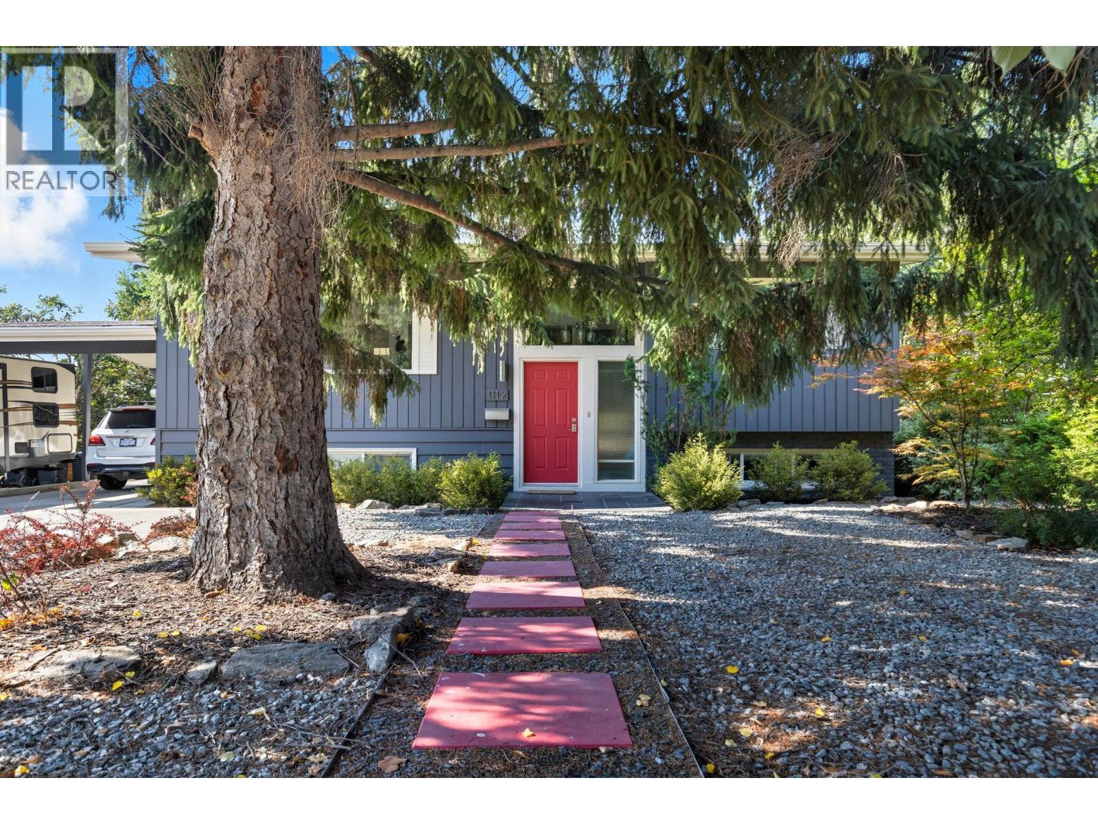 1112 Pinecrest Lane, Kelowna, British Columbia  V1Y 4L5 - Photo 37 - 10374692