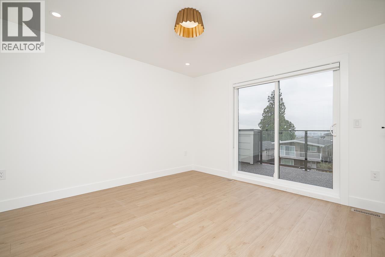 2 128 N Grosvenor Avenue, Burnaby, British Columbia  V5B 1J2 - Photo 14 - R3086163