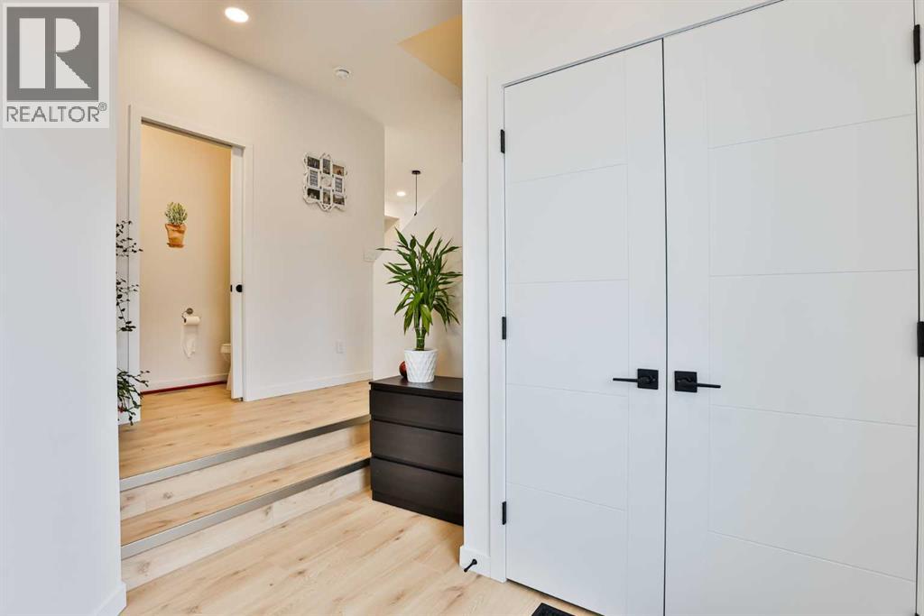 4310 28 Avenue S, Lethbridge, Alberta  T1K 8L3 - Photo 3 - A2283026