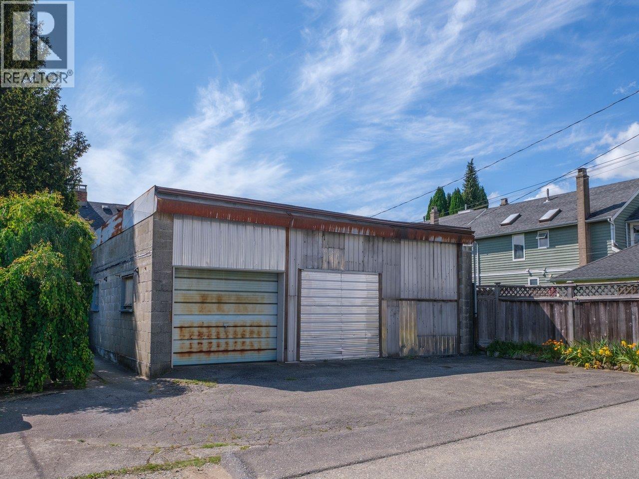 8510 Montcalm Street, Vancouver, British Columbia  V6P 4P7 - Photo 20 - R3086073