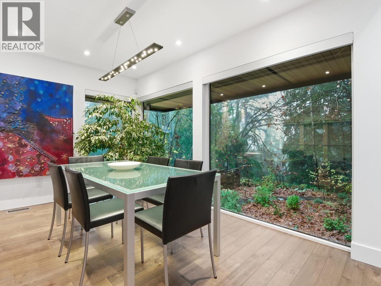 1381 Chine Crescent, Coquitlam, British Columbia  V3J 5X3 - Photo 3 - R3086079