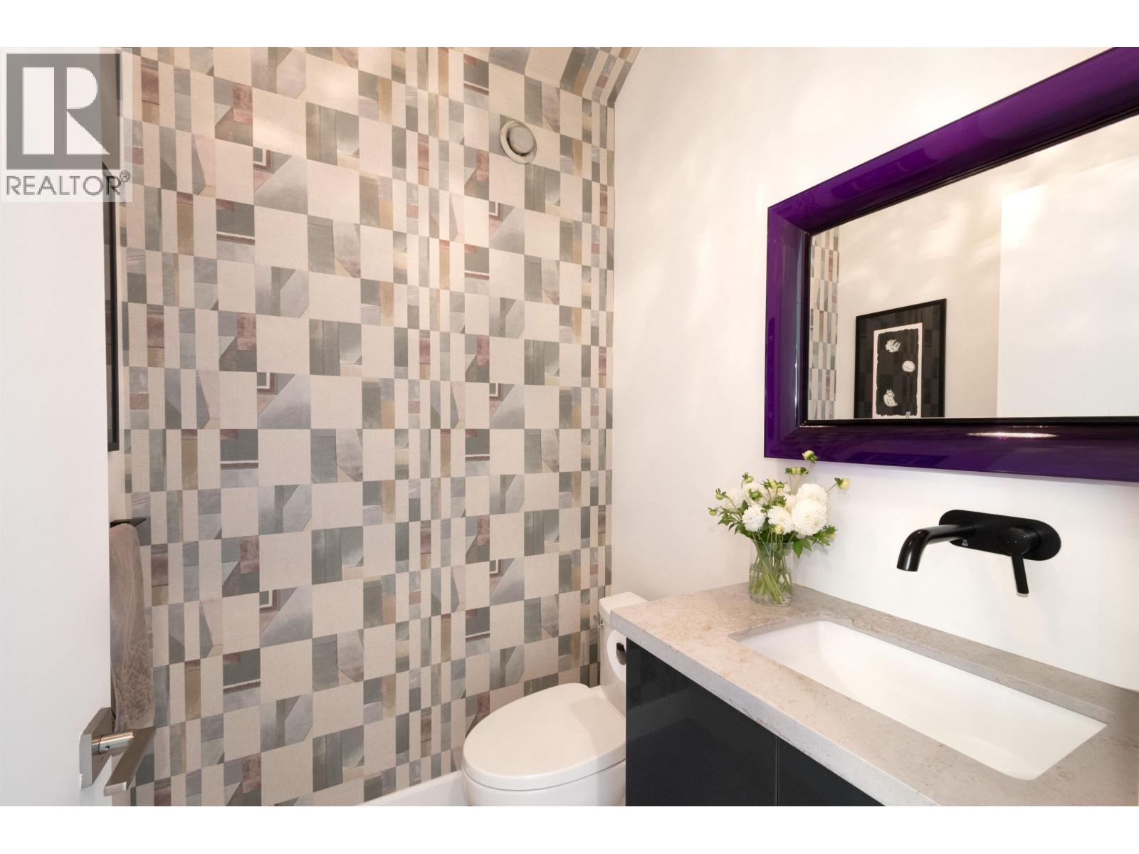 2734 Yale Street, Vancouver, British Columbia  V5K 1C3 - Photo 13 - R3086100