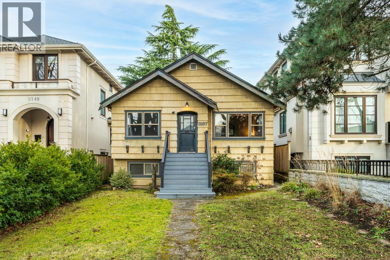 3137 W 28th Avenue, Vancouver, British Columbia  V6L 1X4 - Photo 1 - R3086113