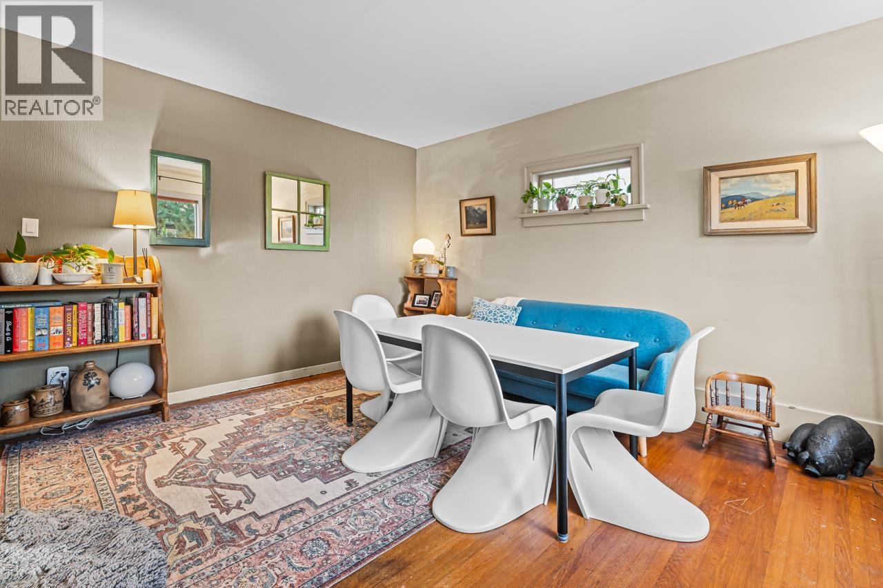 3137 W 28th Avenue, Vancouver, British Columbia  V6L 1X4 - Photo 2 - R3086113