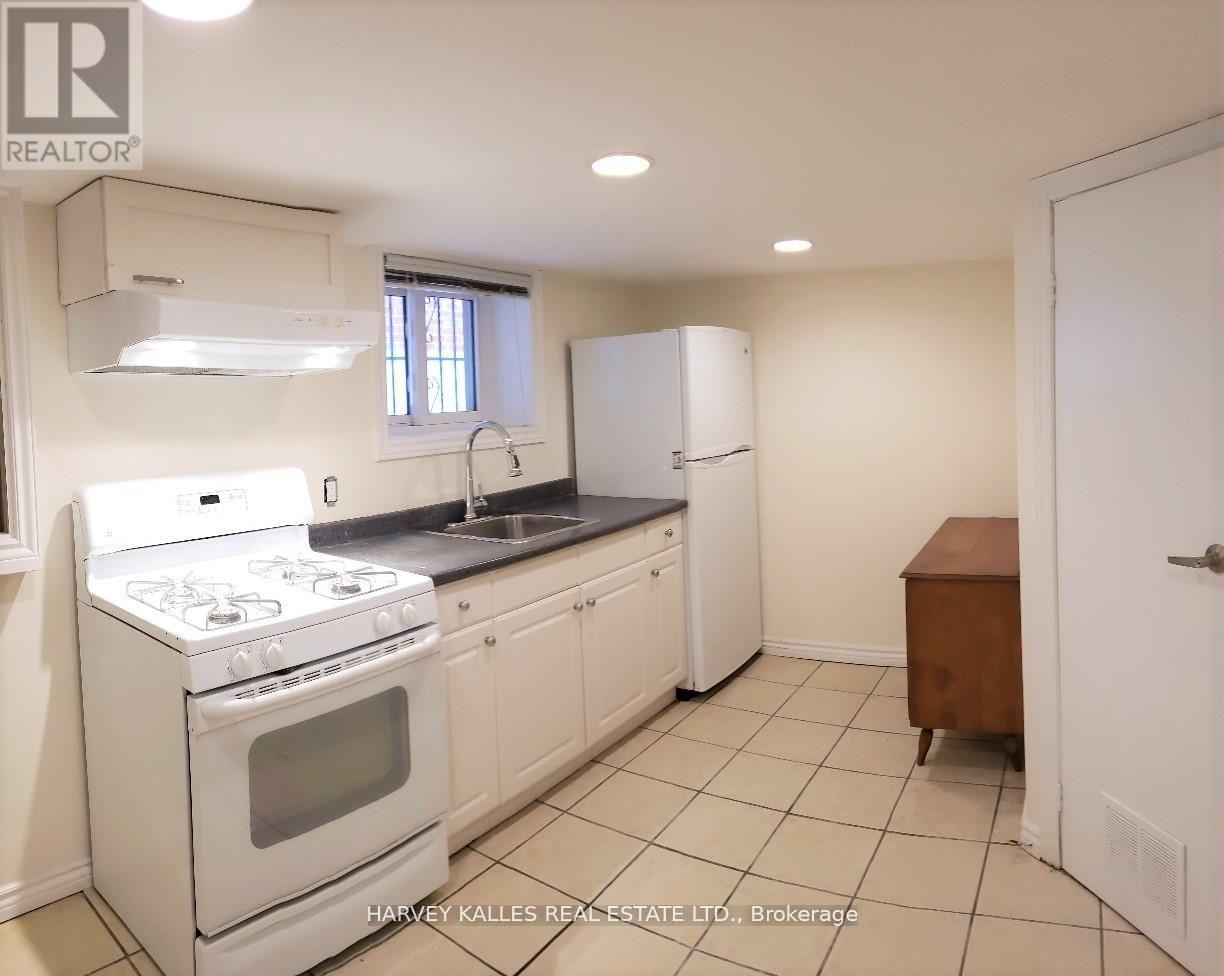 3 - 541 Palmerston Boulevard, Toronto, Ontario  M6G 2P4 - Photo 5 - C12754902