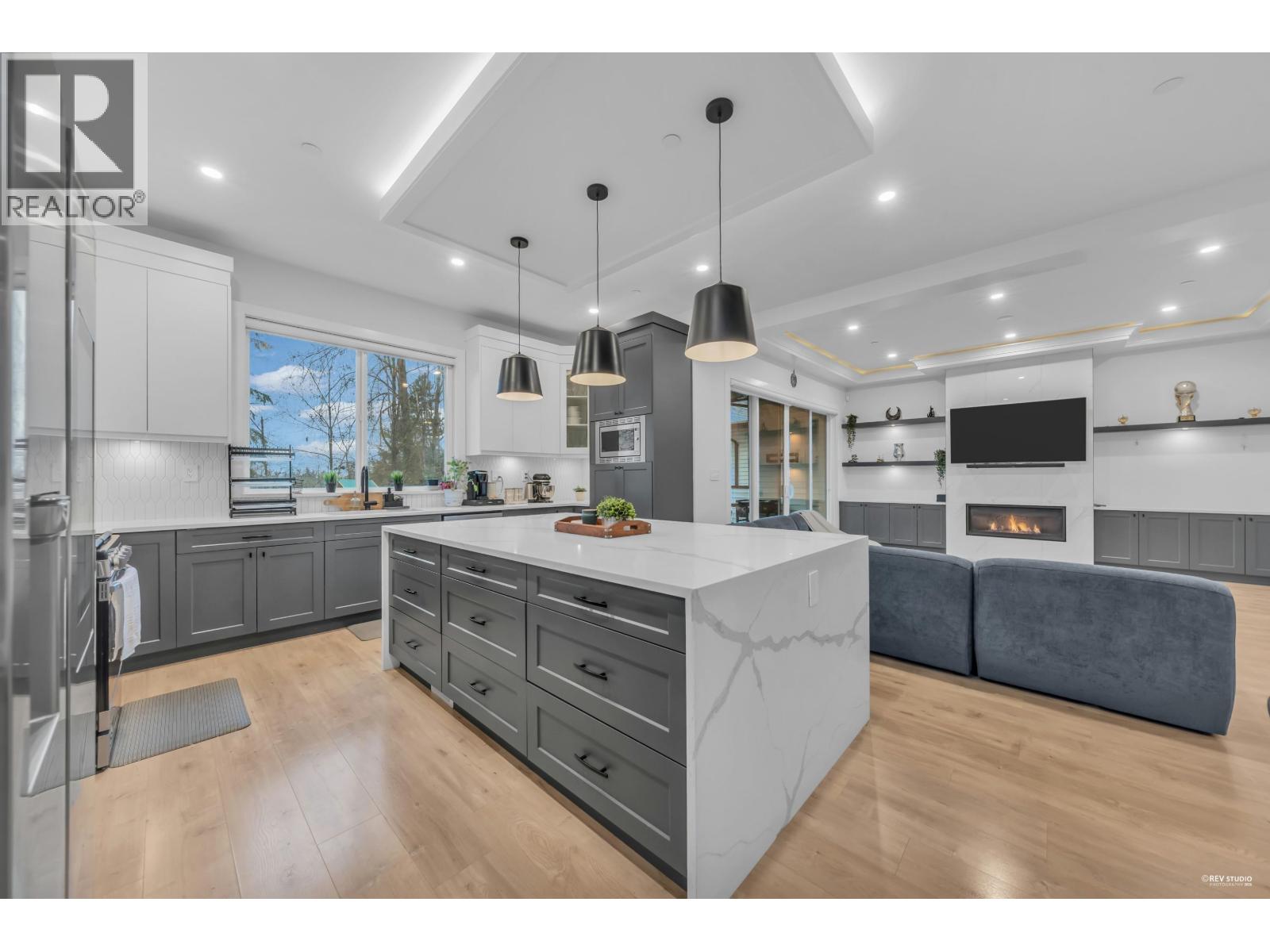 10509 Mcveety Street, Maple Ridge, British Columbia  V2W 0K3 - Photo 6 - R3085203