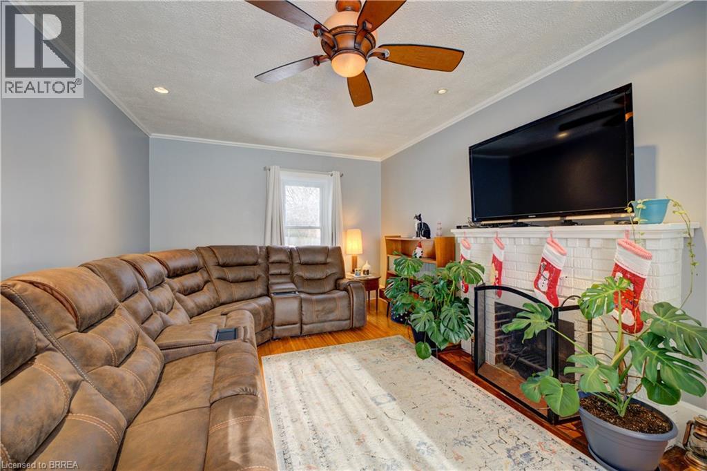 688 Colborne Street, Brantford, Ontario  N3S 3R1 - Photo 18 - 40802300