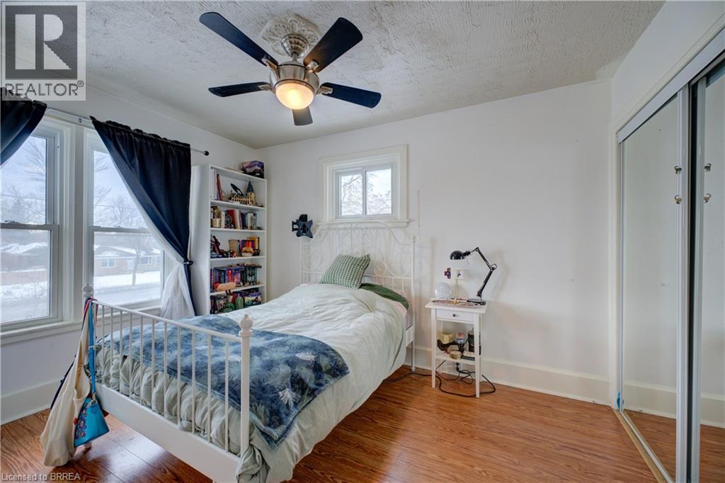 688 Colborne Street, Brantford, Ontario  N3S 3R1 - Photo 29 - 40802300