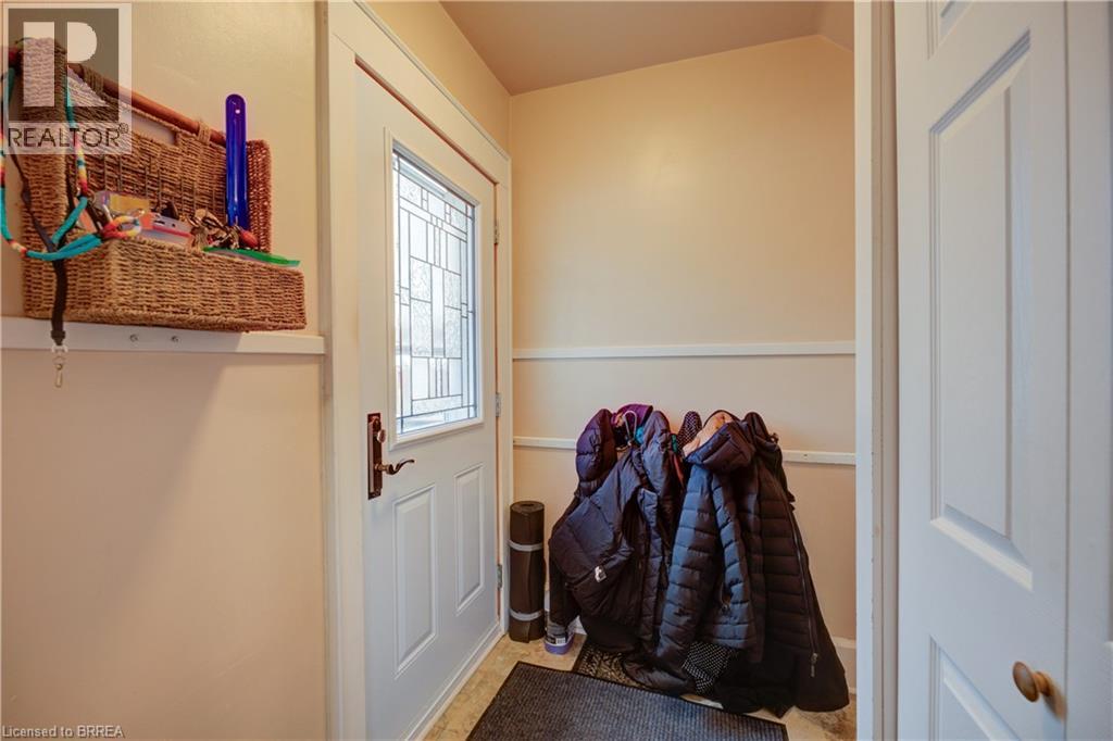 688 Colborne Street, Brantford, Ontario  N3S 3R1 - Photo 34 - 40802300