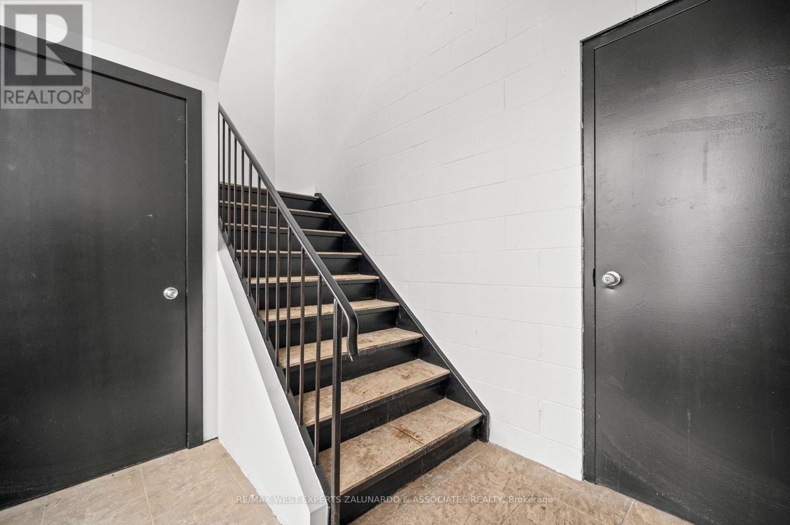 202 - 7867 Highway 27 Road, Vaughan (West Woodbridge), Ontario  L4L 3R5 - Photo 13 - N12754880