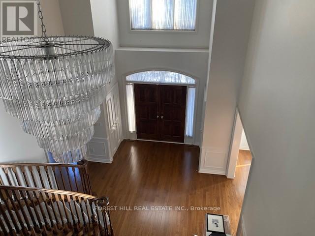 17 Dunloe Road, Richmond Hill, Ontario  L4B 2H6 - Photo 6 - N12754896