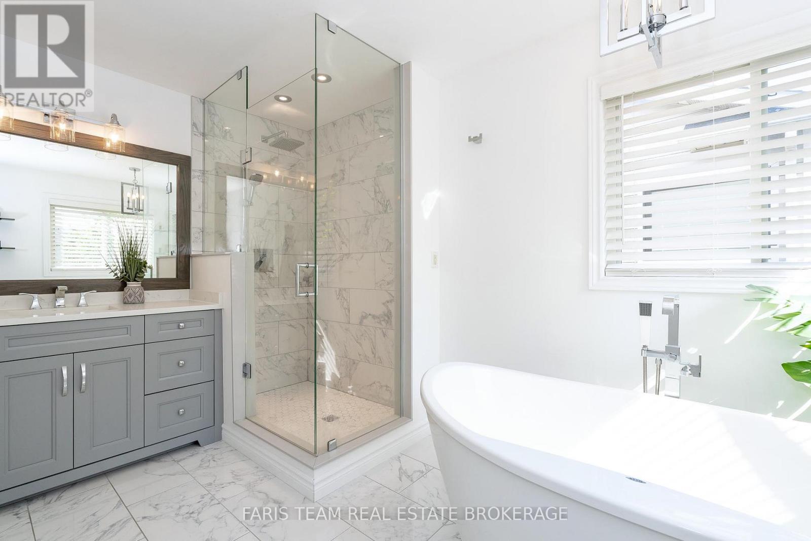 3 Saxon Road, Barrie (Innis-Shore), Ontario  L4M 7G6 - Photo 20 - S12754870