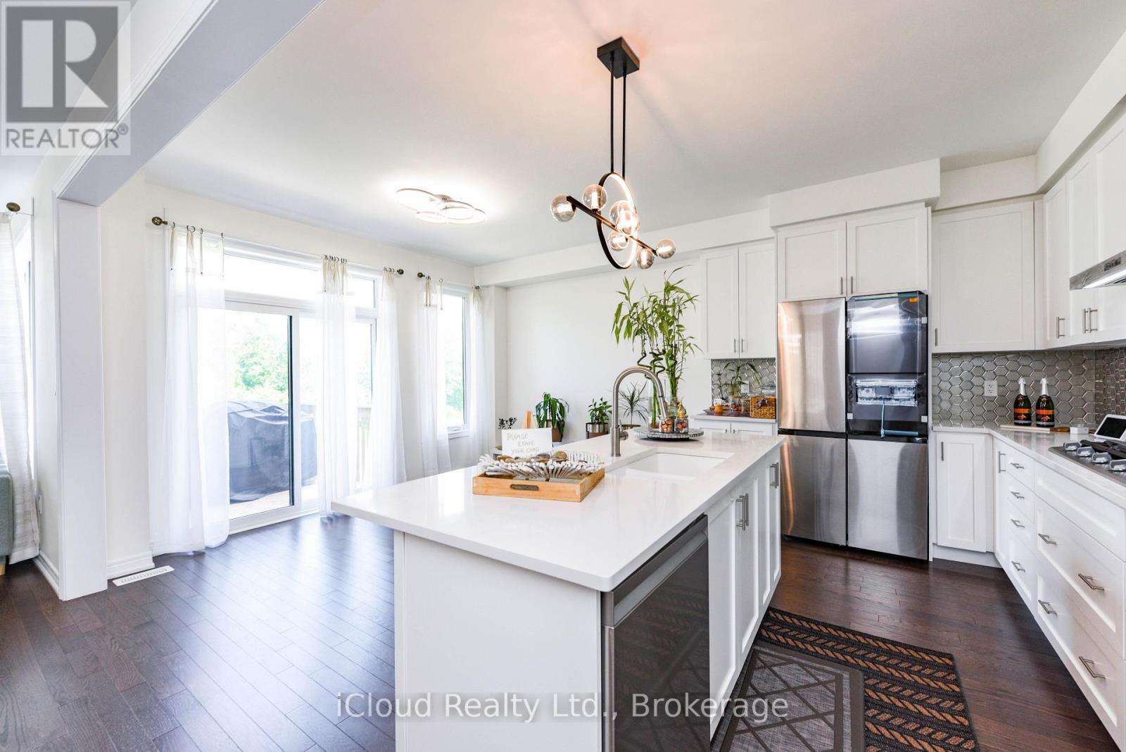 114 Thicketwood Avenue, Barrie, Ontario  L9J 0W8 - Photo 14 - S12754888