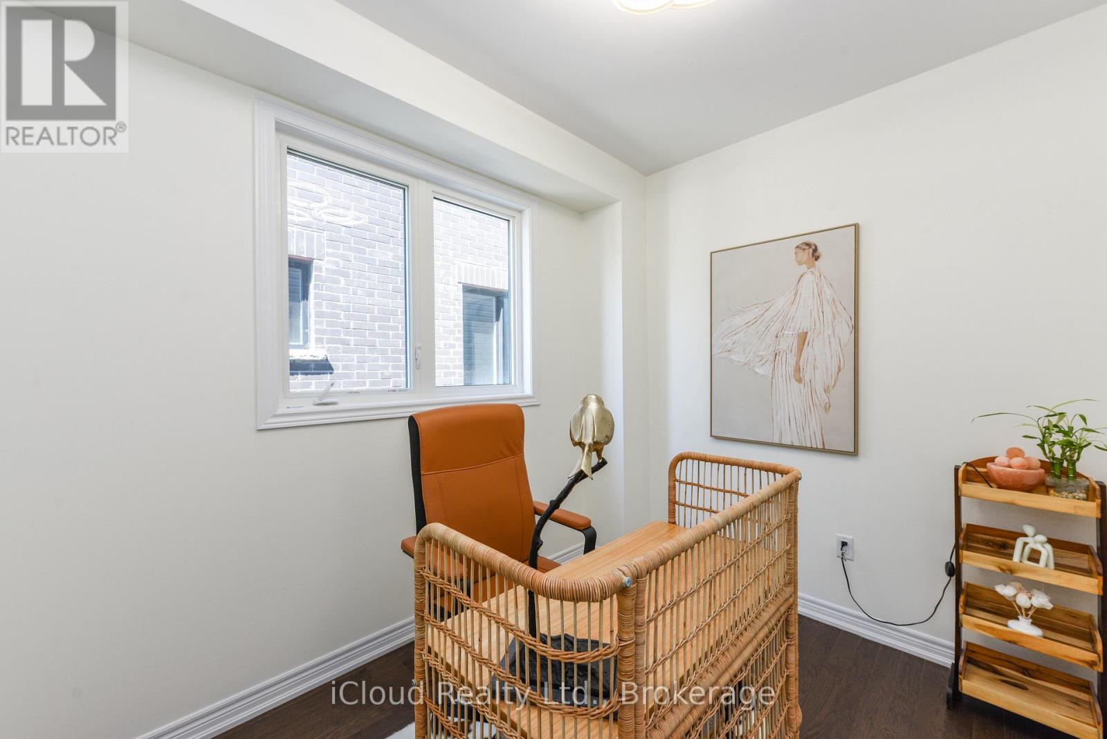 114 Thicketwood Avenue, Barrie, Ontario  L9J 0W8 - Photo 4 - S12754888