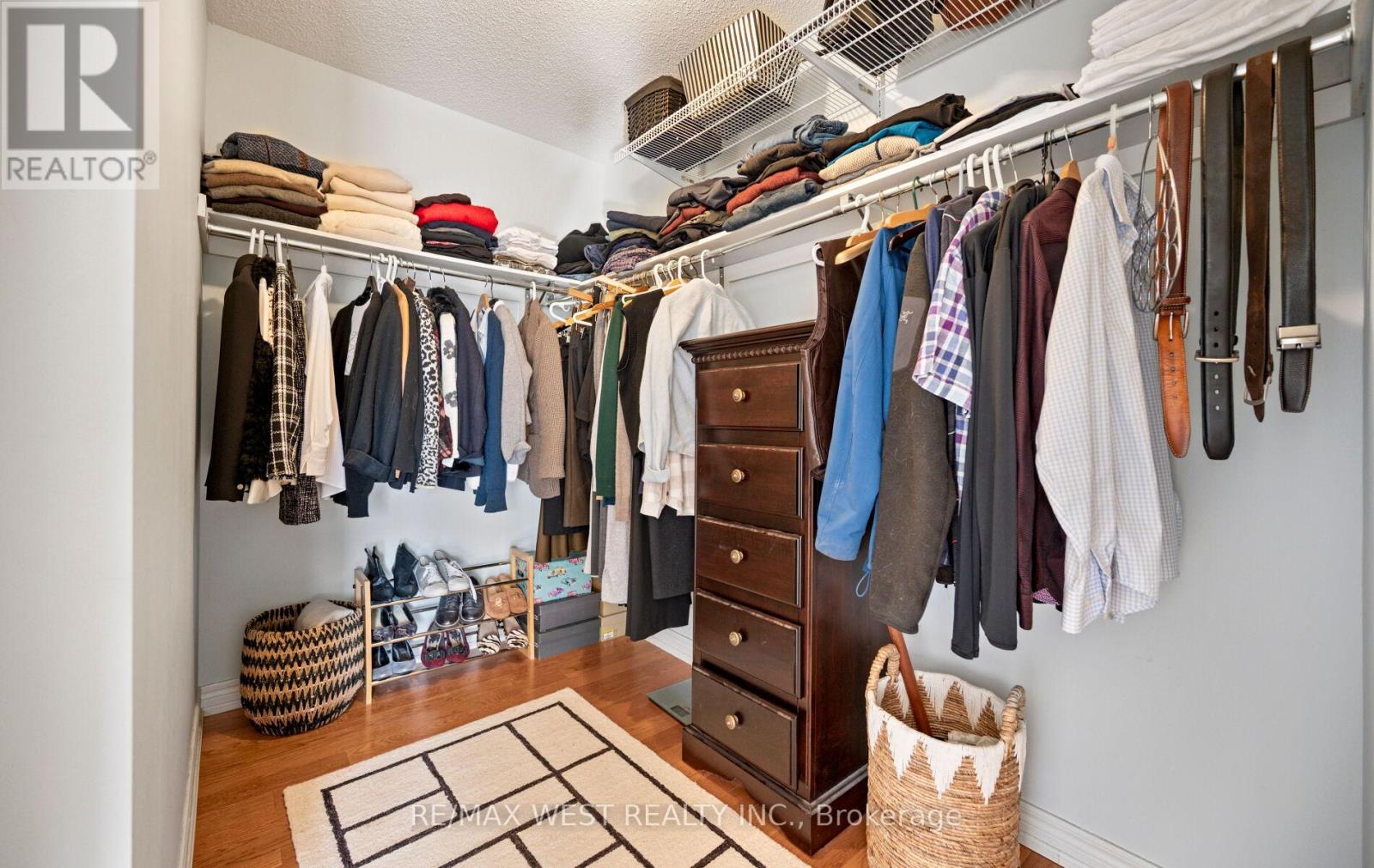 3374 Artesian Drive, Mississauga, Ontario  L5M 7J9 - Photo 32 - W12754920