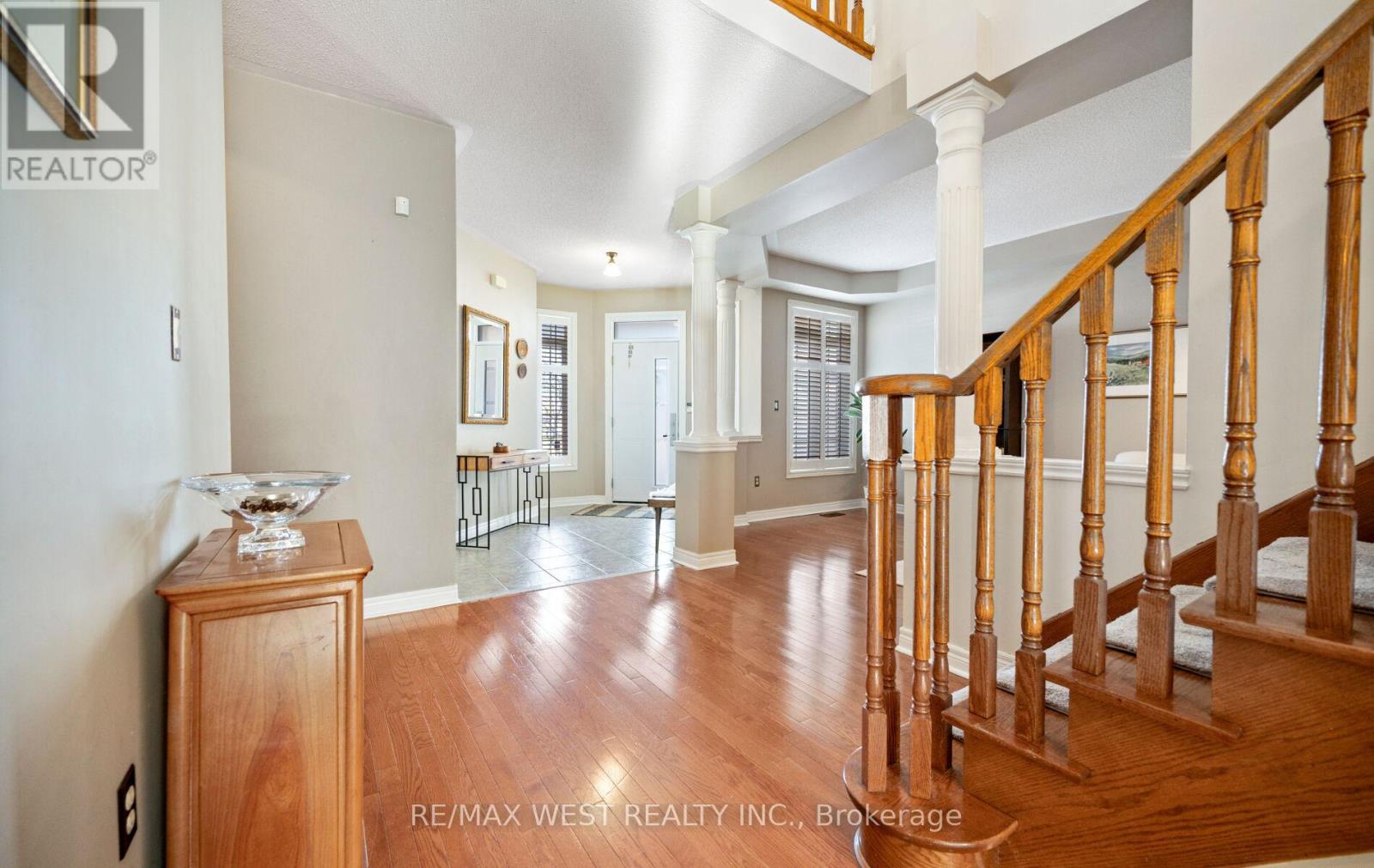 3374 Artesian Drive, Mississauga, Ontario  L5M 7J9 - Photo 7 - W12754920